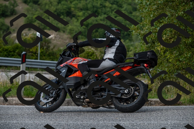 202509061445-M22_9482_m1_