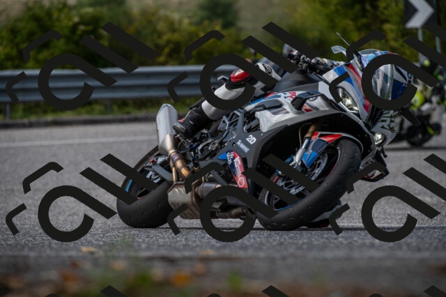 202509061447-M22_9493_m1_