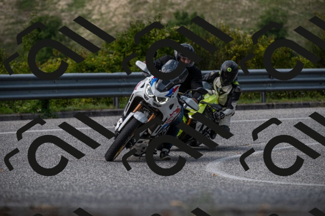 202509061447-M22_9494_m1_