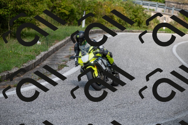 202509061449-M22_9497_m1_