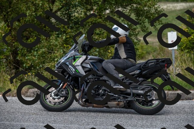 202509061457-M22_9506_m1_