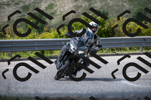 202509061458-M22_9511_m1_