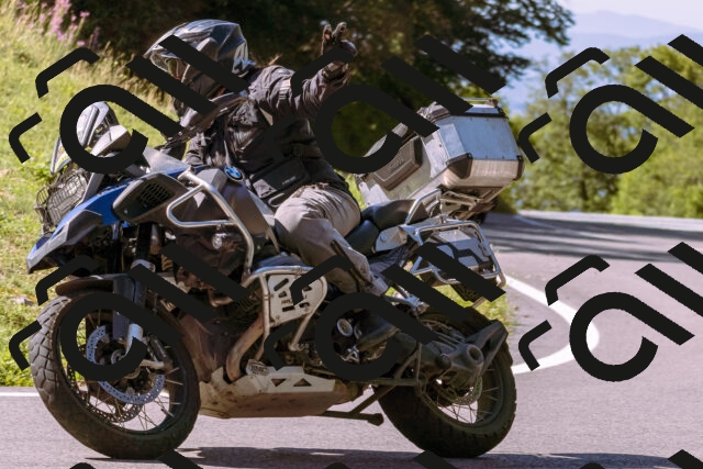 202509061102-_DSC8414_d1_