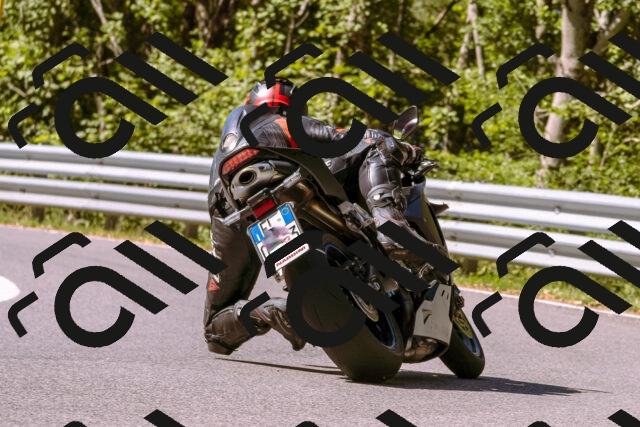 202509061110-_DSC8444_d1_