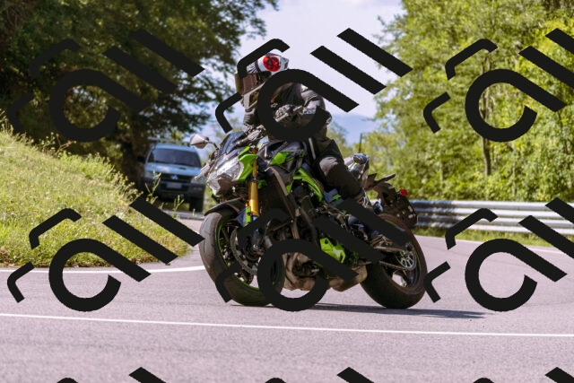 202509061112-_DSC8456_d1_