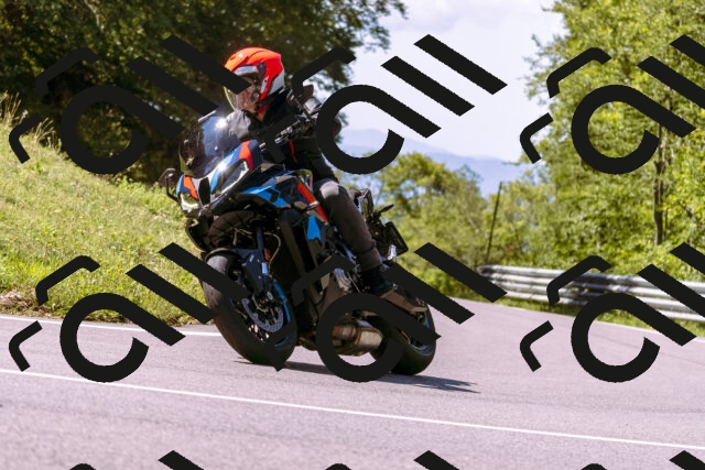 202509061136-_DSC8547_d1_