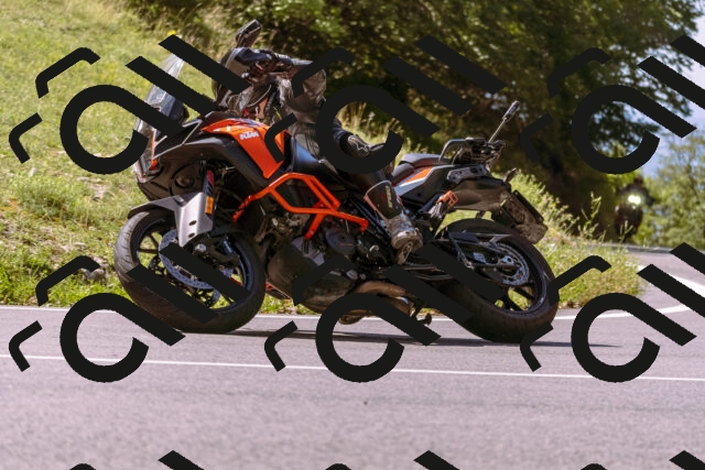 202509061143-_DSC8577_d1_