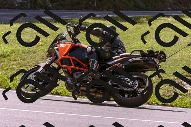 202509061143-_DSC8579_d1_