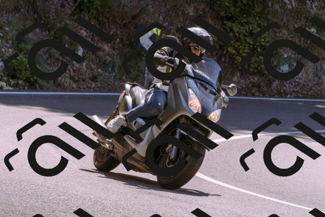 202509061151-_DSC8601_d1_