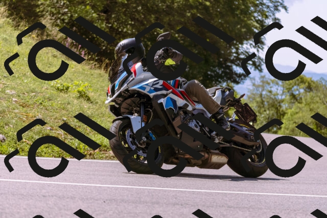 202509061155-_DSC8615_d1_