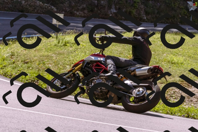 202509061155-_DSC8624_d1_