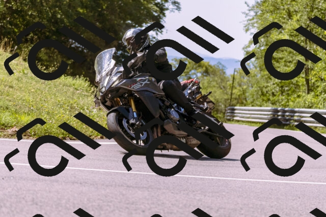 202509061158-_DSC8661_d1_