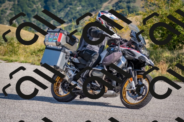 202509060959-DSC_8280_c4_