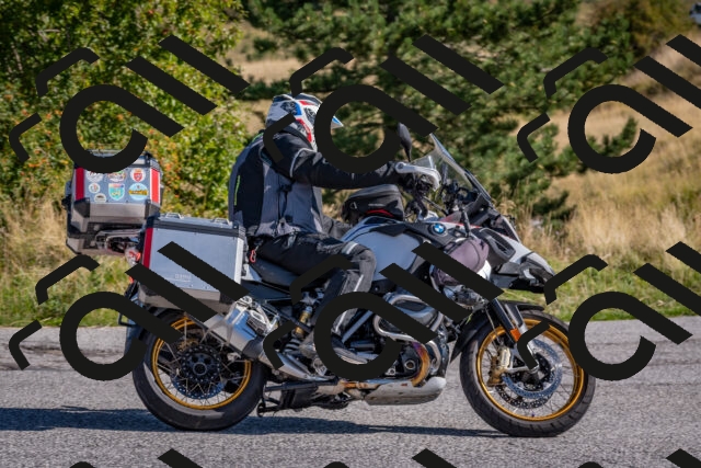 202509060959-DSC_8282_c4_