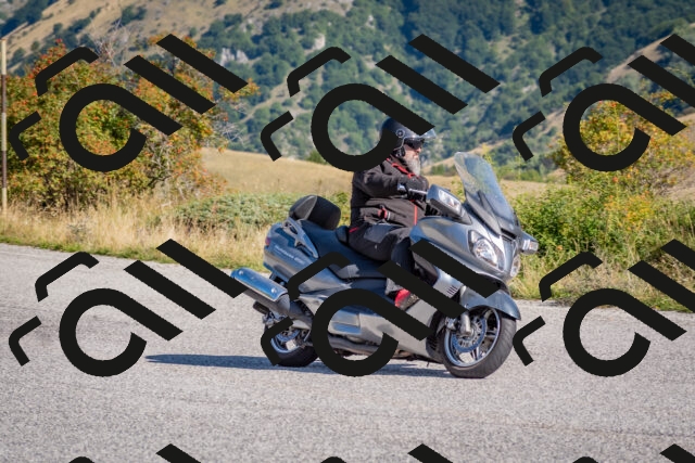 202509061006-DSC_8301_c4_