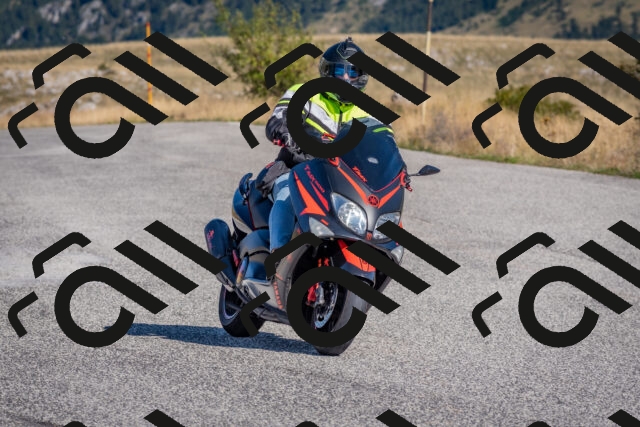 202509061007-DSC_8308_c4_