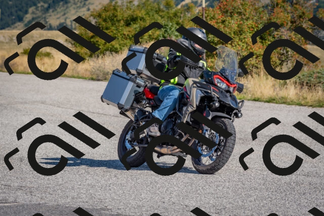 202509061007-DSC_8311_c4_