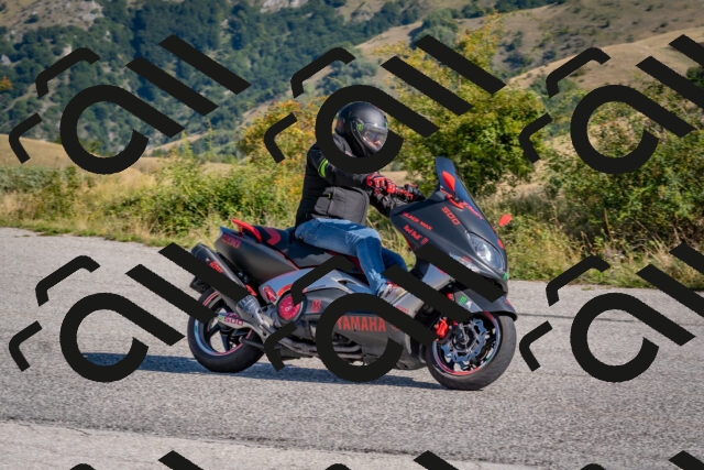 202509061007-DSC_8321_c4_