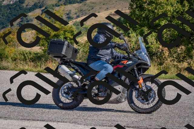 202509061007-DSC_8323_c4_