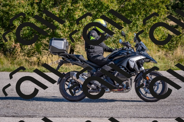 202509061020-DSC_8351_c4_