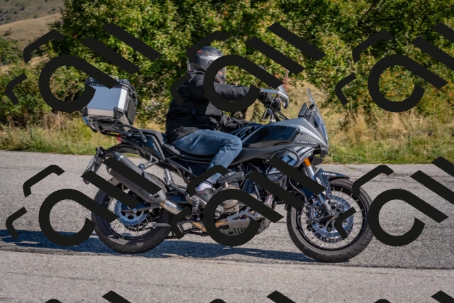 202509061027-DSC_8380_c4_