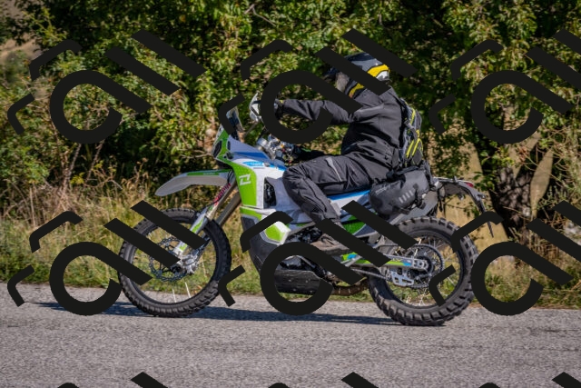 202509061036-DSC_8396_c4_