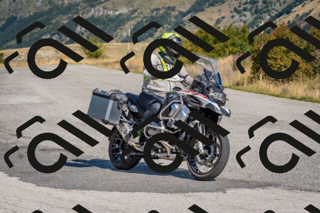 202509061037-DSC_8399_c4_