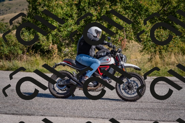 202509061041-DSC_8417_c4_