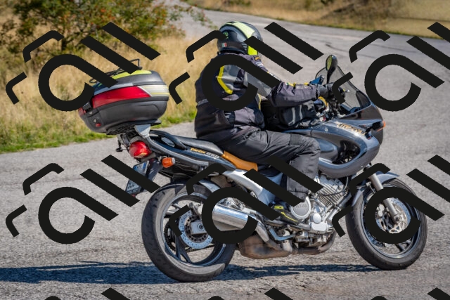 202509061042-DSC_8428_c4_