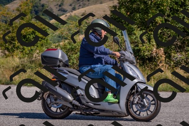 202509061050-DSC_8451_c4_