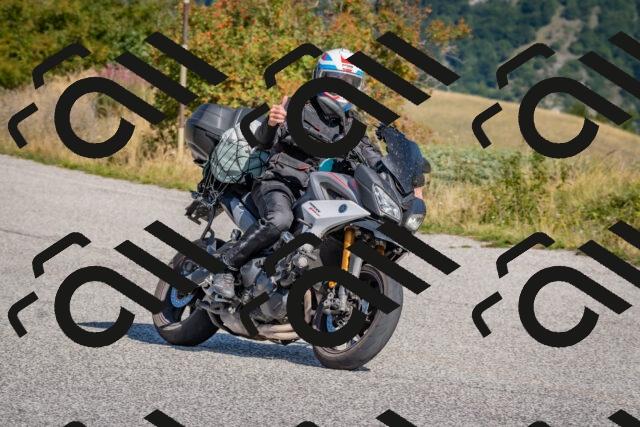 202509061057-DSC_8458_c4_