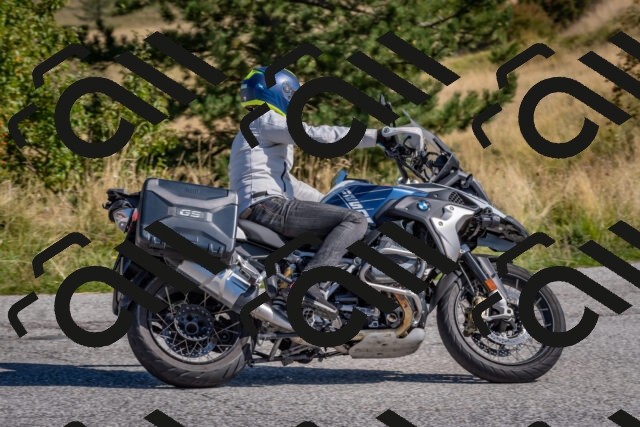 202509061101-DSC_8480_c4_