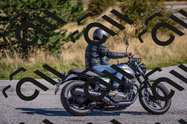 202509061105-DSC_8494_c4_