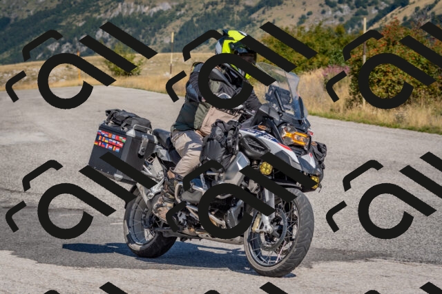 202509061105-DSC_8502_c4_