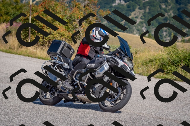 202509061107-DSC_8507_c4_