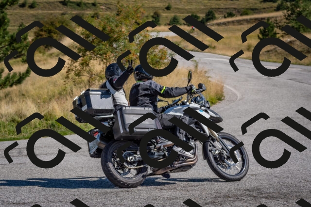 202509061110-DSC_8533_c4_