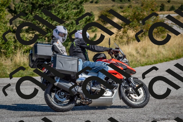 202509061115-DSC_8555_c4_