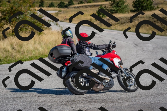 202509061120-DSC_8595_c4_