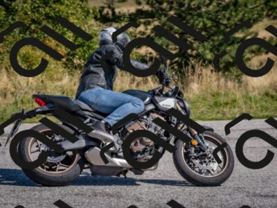 202509061123-DSC_8604_c4_