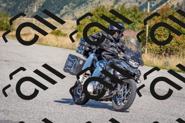 202509061124-DSC_8619_c4_