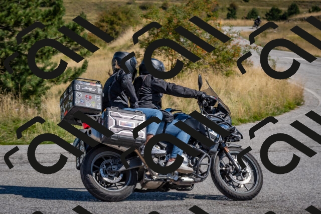 202509061124-DSC_8621_c4_