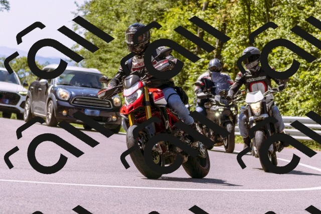 202509061203-_DSC8678_d1_