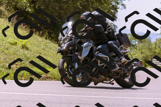 202509061235-_DSC8753_d1_