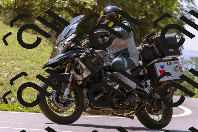 202509061244-_DSC8788_d1_