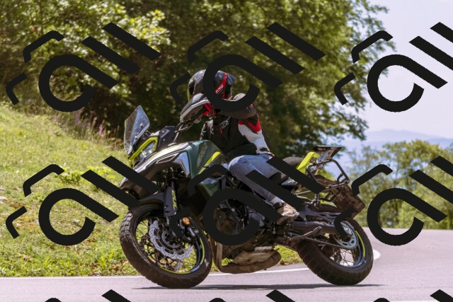 202509061259-_DSC8877_d1_