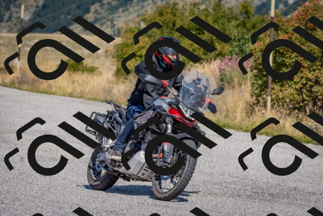 202509061144-DSC_8704_c4_