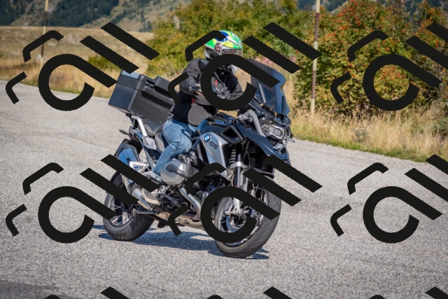 202509061144-DSC_8707_c4_