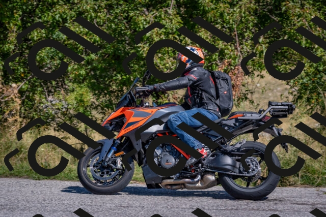 202509061145-DSC_8726_c4_