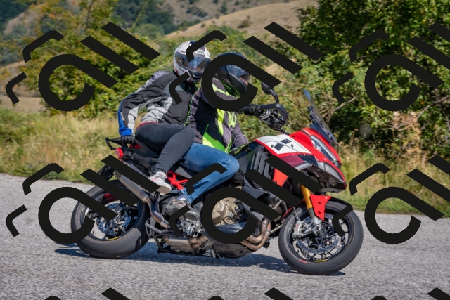 202509061146-DSC_8732_c4_