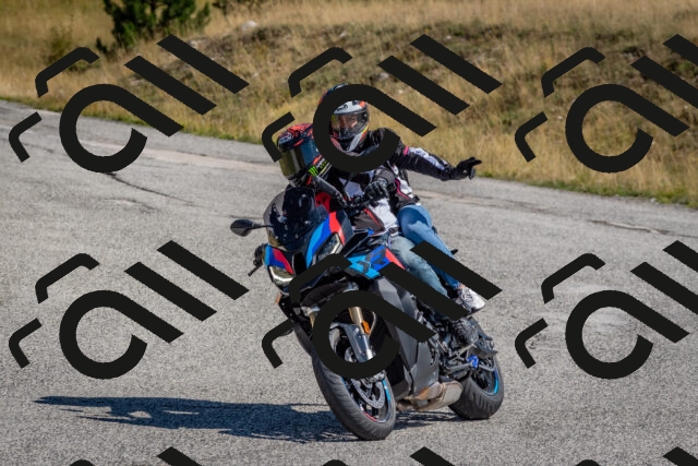 202509061147-DSC_8751_c4_